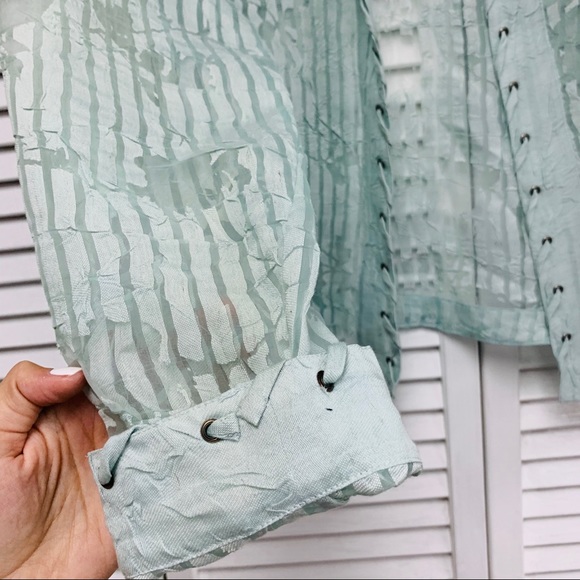 Blue Ice mint layer top - Picture 4 of 8